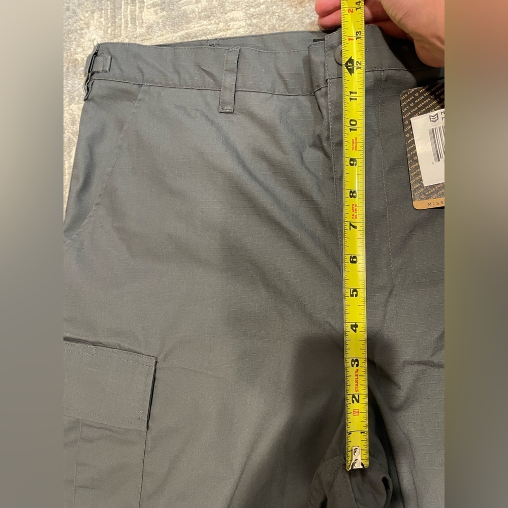 NWT Mission Made Tactical Pants Mens Size XL Regular Wolf Gray Hiking Combat - Picture 13 of 13